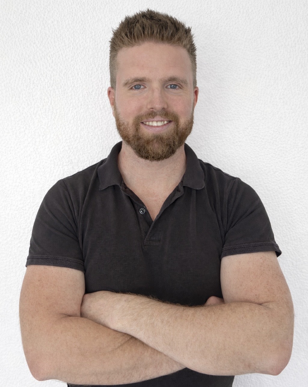 Dr Sam Johnson, Chiropractor providing cold laser therapy in Adelaide